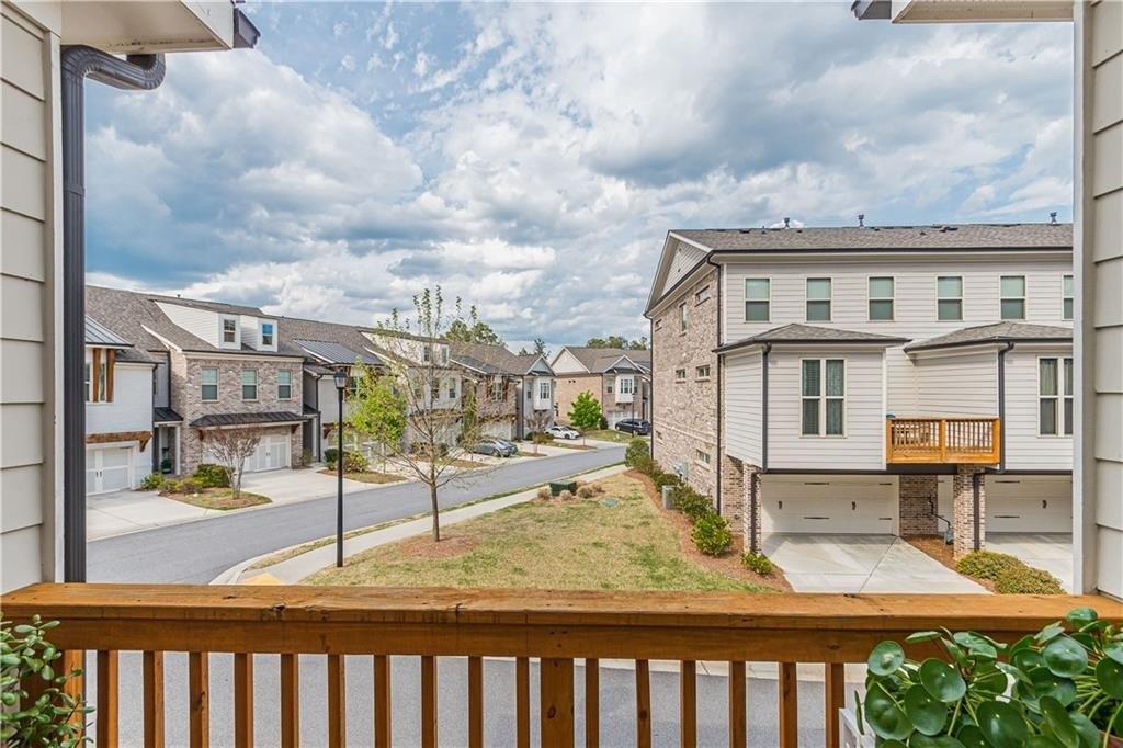 Glenview Club Ln, Duluth, GA 30097
