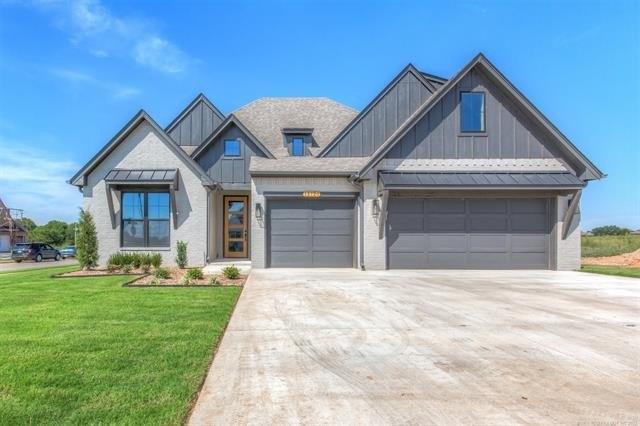 S 21st Pl E, Bixby, OK 74008