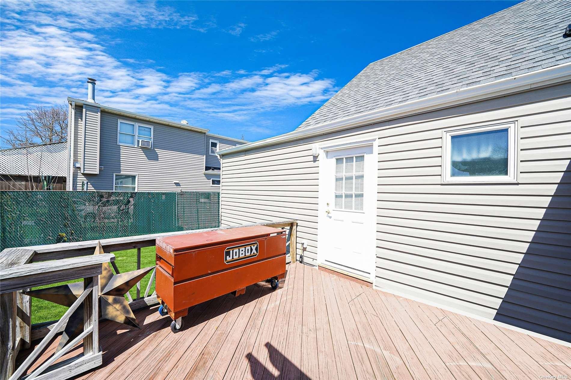 Hawkins Blvd, Copiague, NY 11726