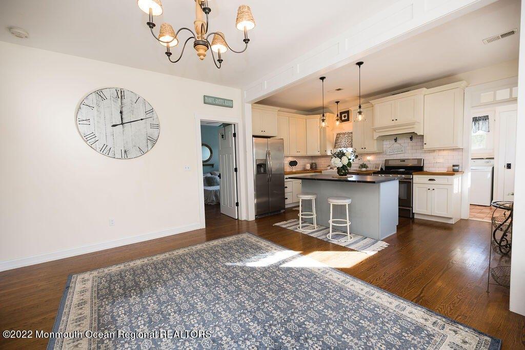 Riviera Dr, Toms River, NJ 08753