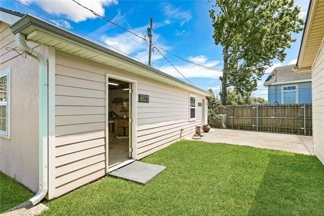 Patterson Dr, Chalmette, LA 70043