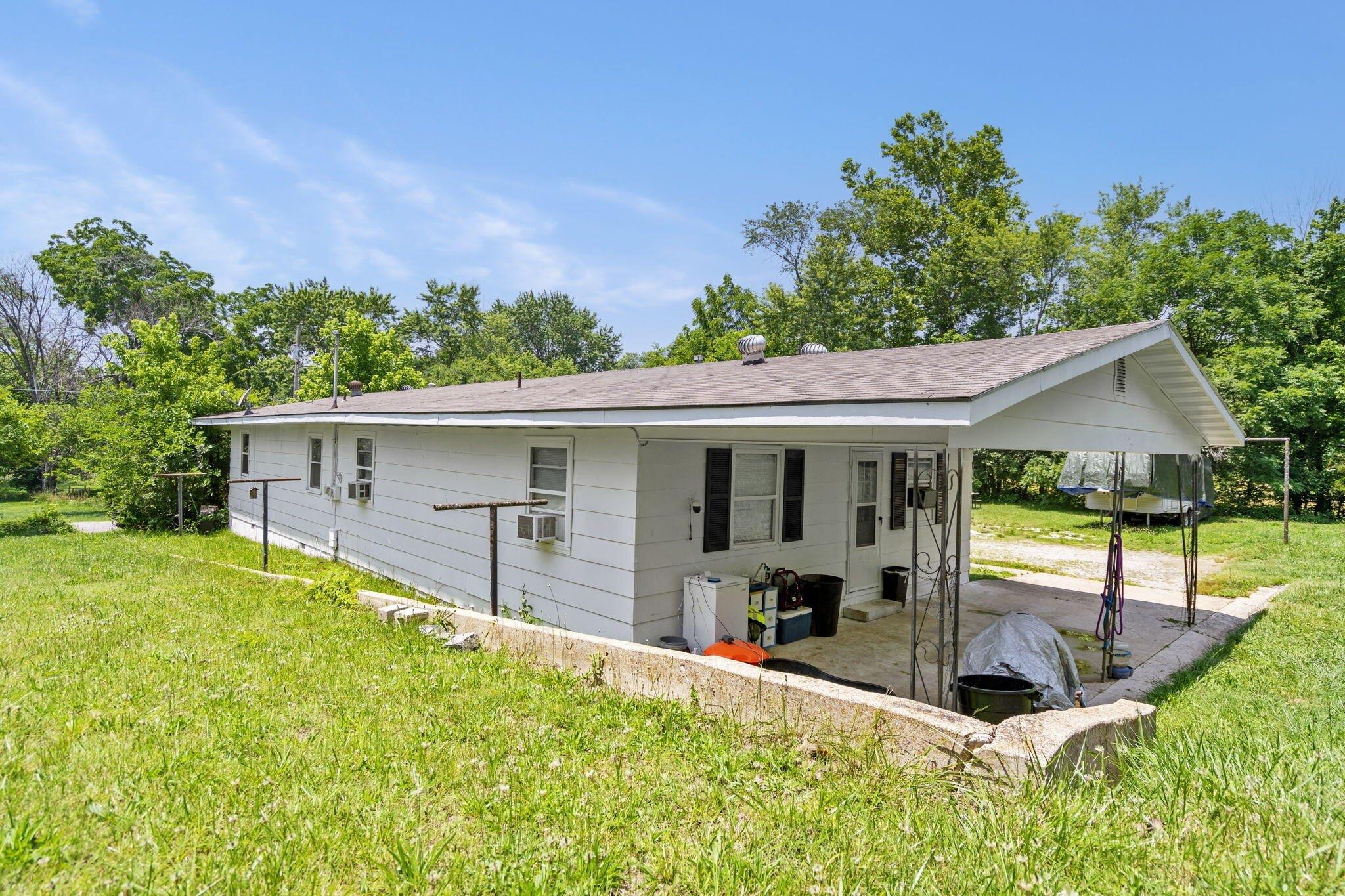 Ash St, Ava, MO 65608