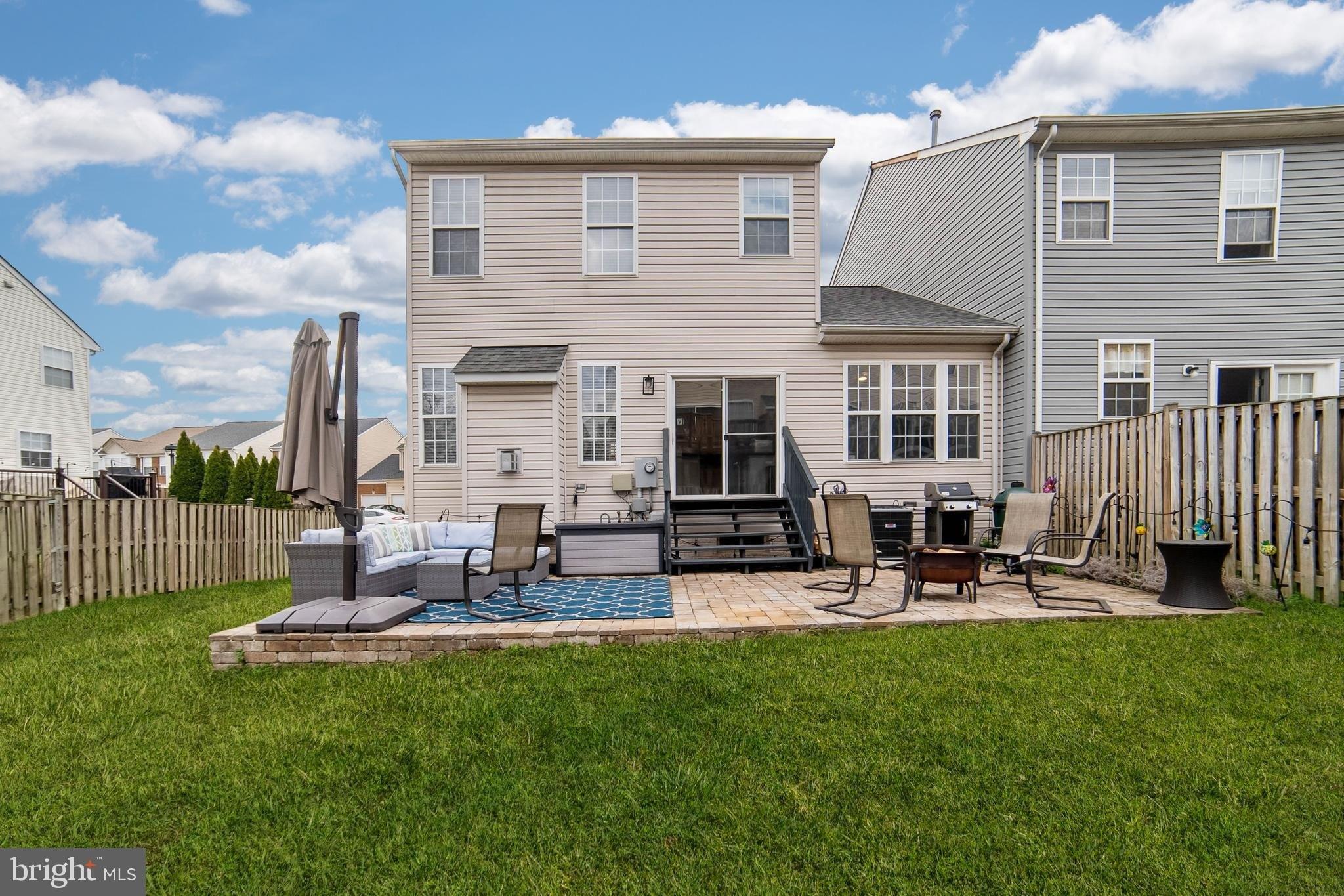 Rusert Dr Se, Leesburg, VA 20175
