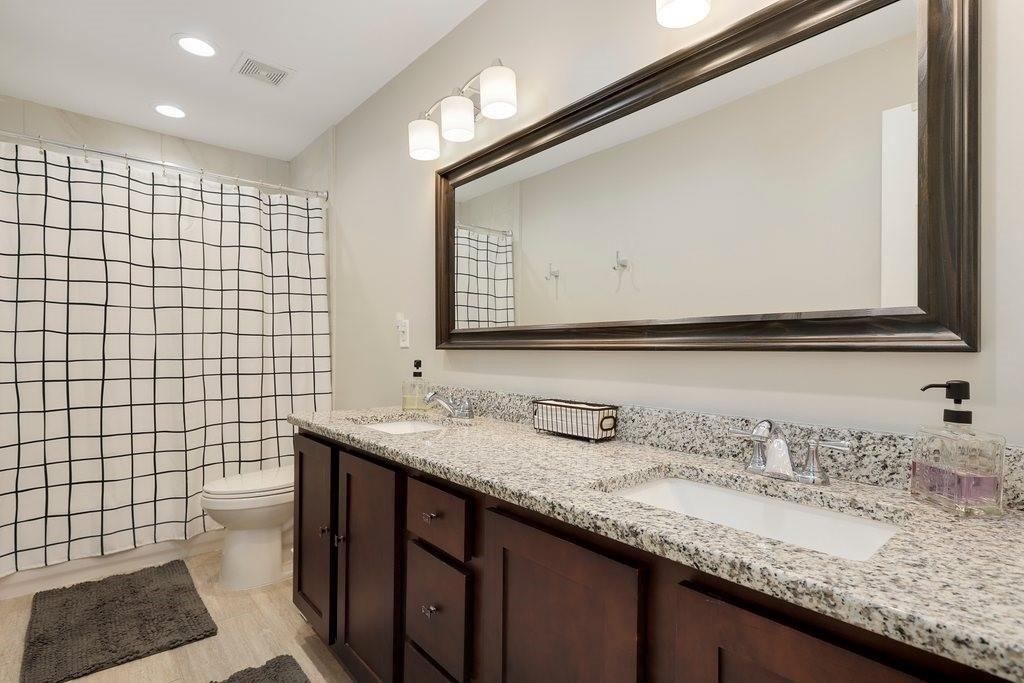 Brandywine Cir, Sandy Springs, GA 30350