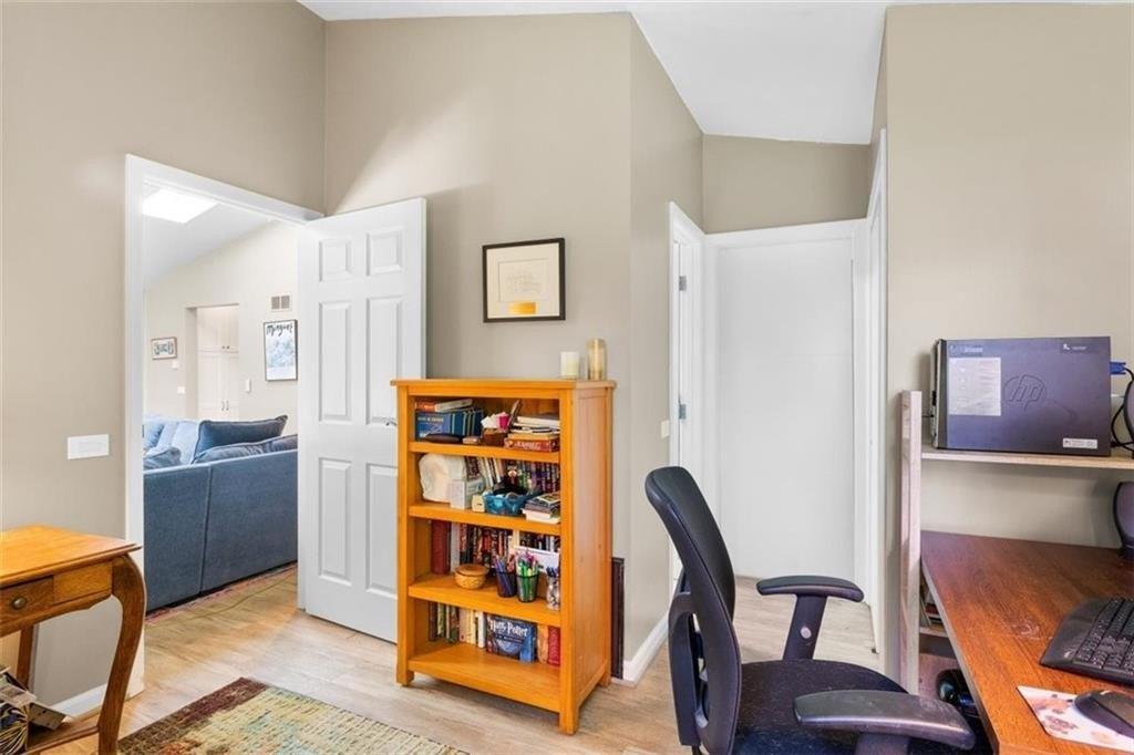 Overbrook Rd, Rochester, NY 14618