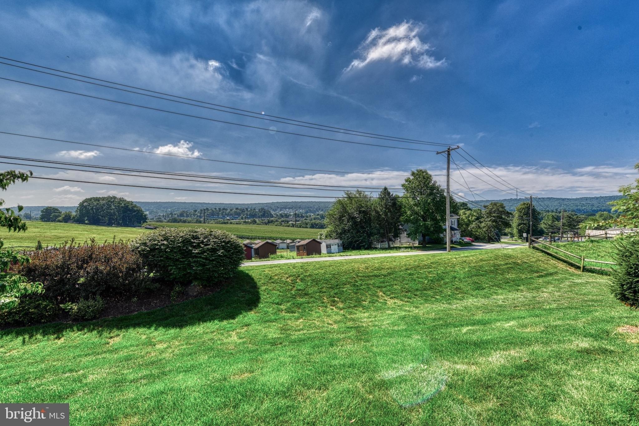 Country Ln, Morgantown, PA 19543