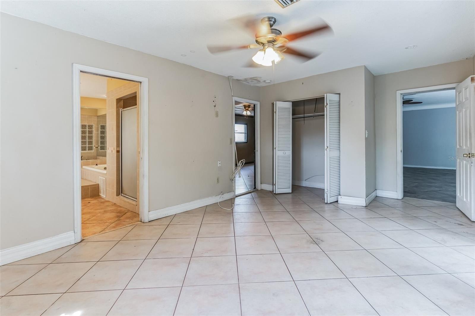 10th Ave N, Saint Petersburg, FL 33713