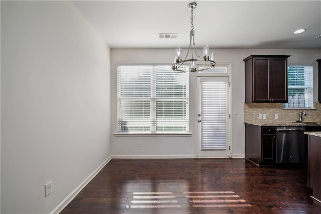Fireoak Dr, Decatur, GA 30032