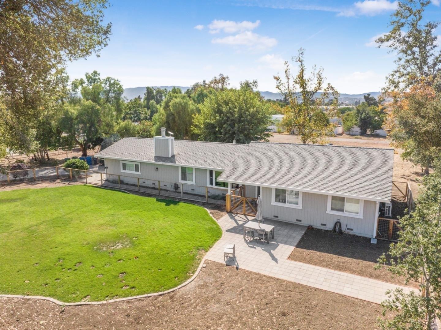 Malo Ct, Gilroy, CA 95020
