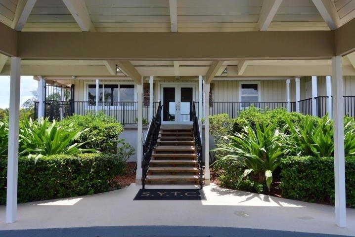 Se Star Island Way, Hobe Sound, FL 33455