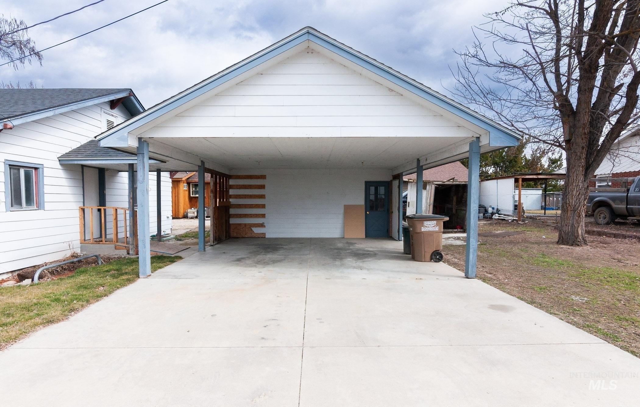 W Main St, Emmett, ID 83617