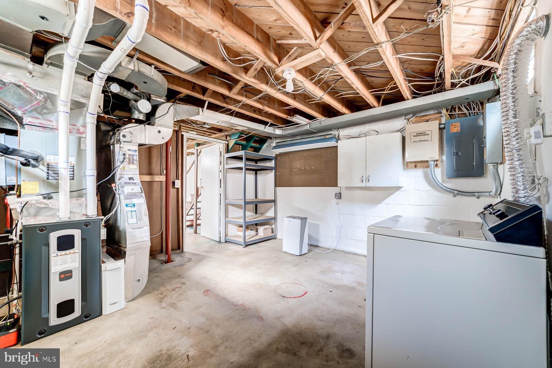 Dartmouth Dr, Alexandria, VA 22307