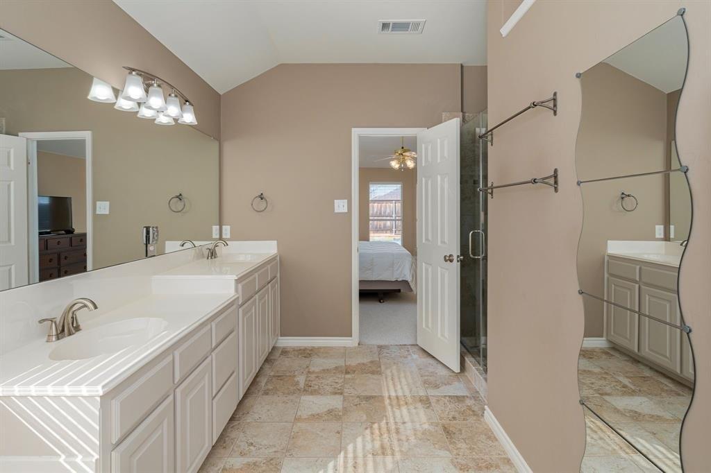 Linhurst Dr, Murphy, TX 75094