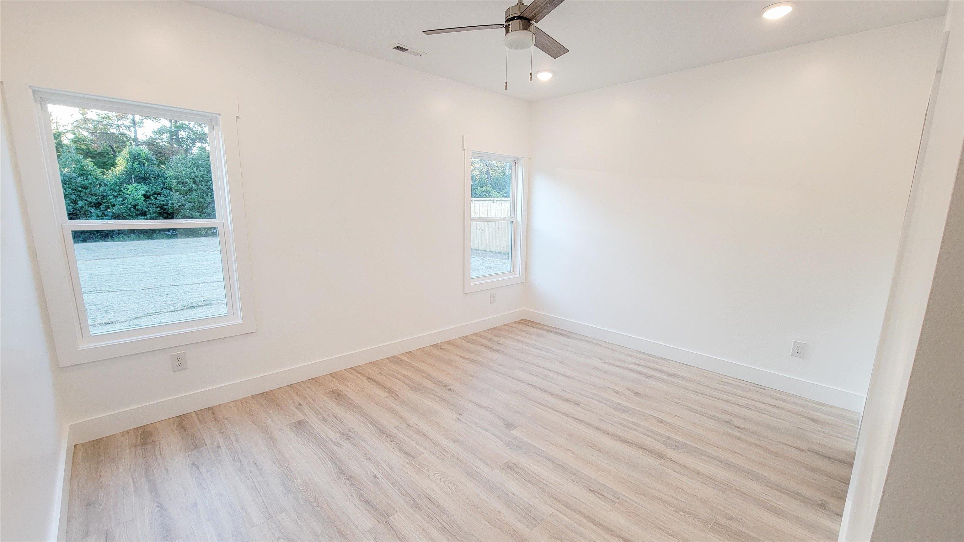 Essex Dr, Clinton, SC 29325