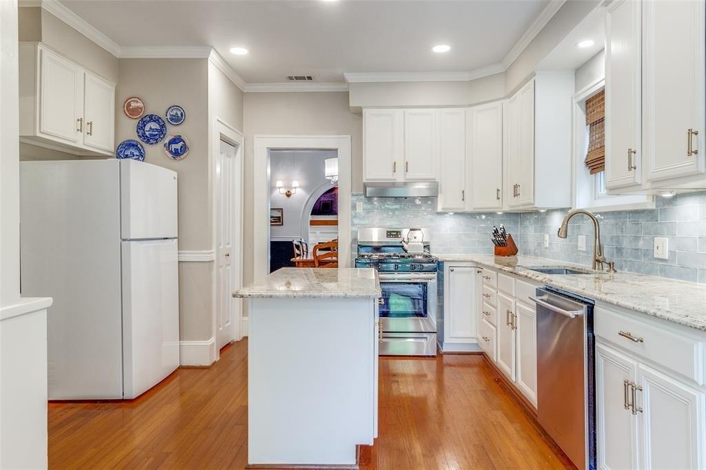 Monticello Ave, Dallas, TX 75206