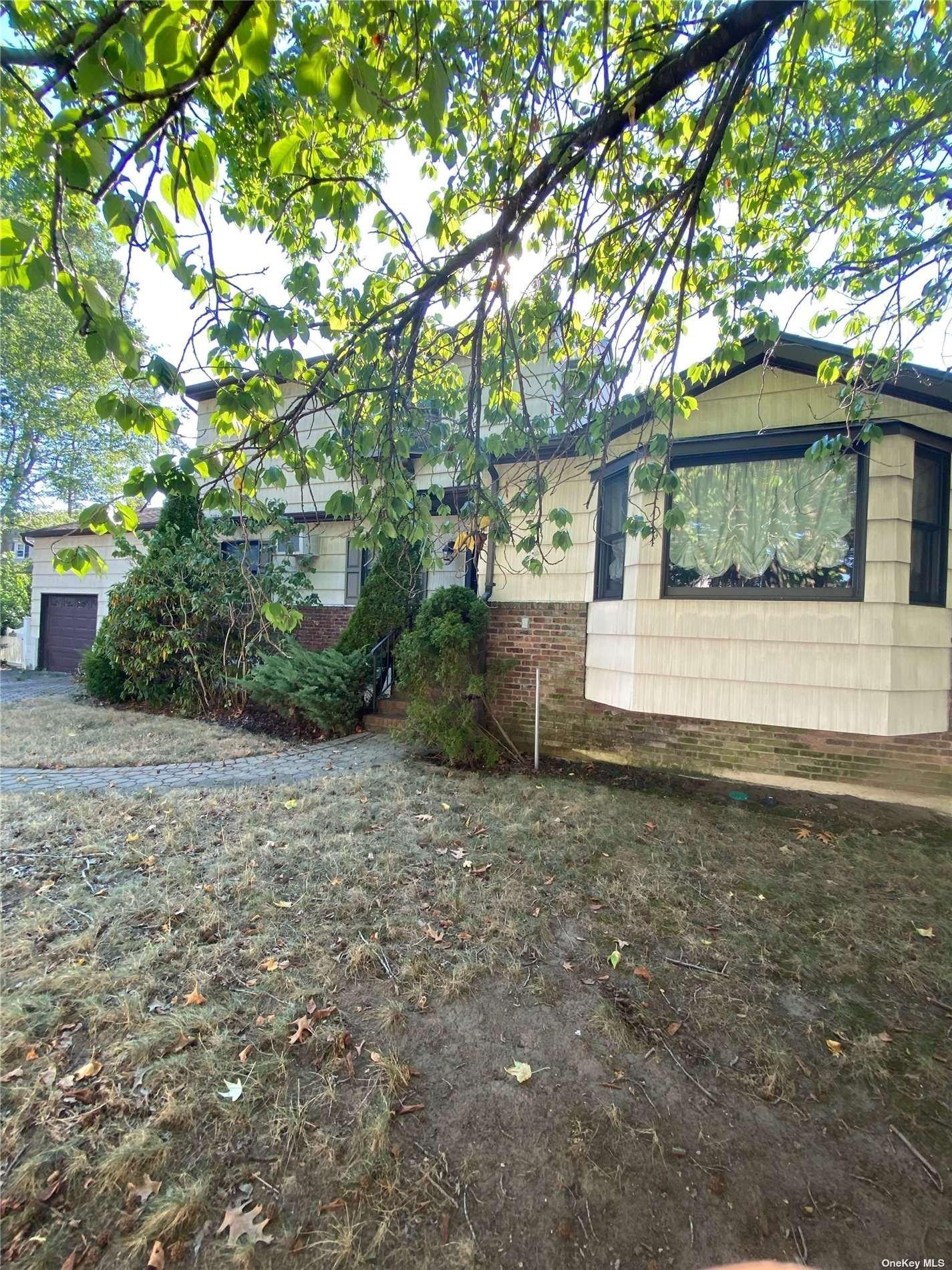 Hempstead Ave, Rockville Centre, NY 11570