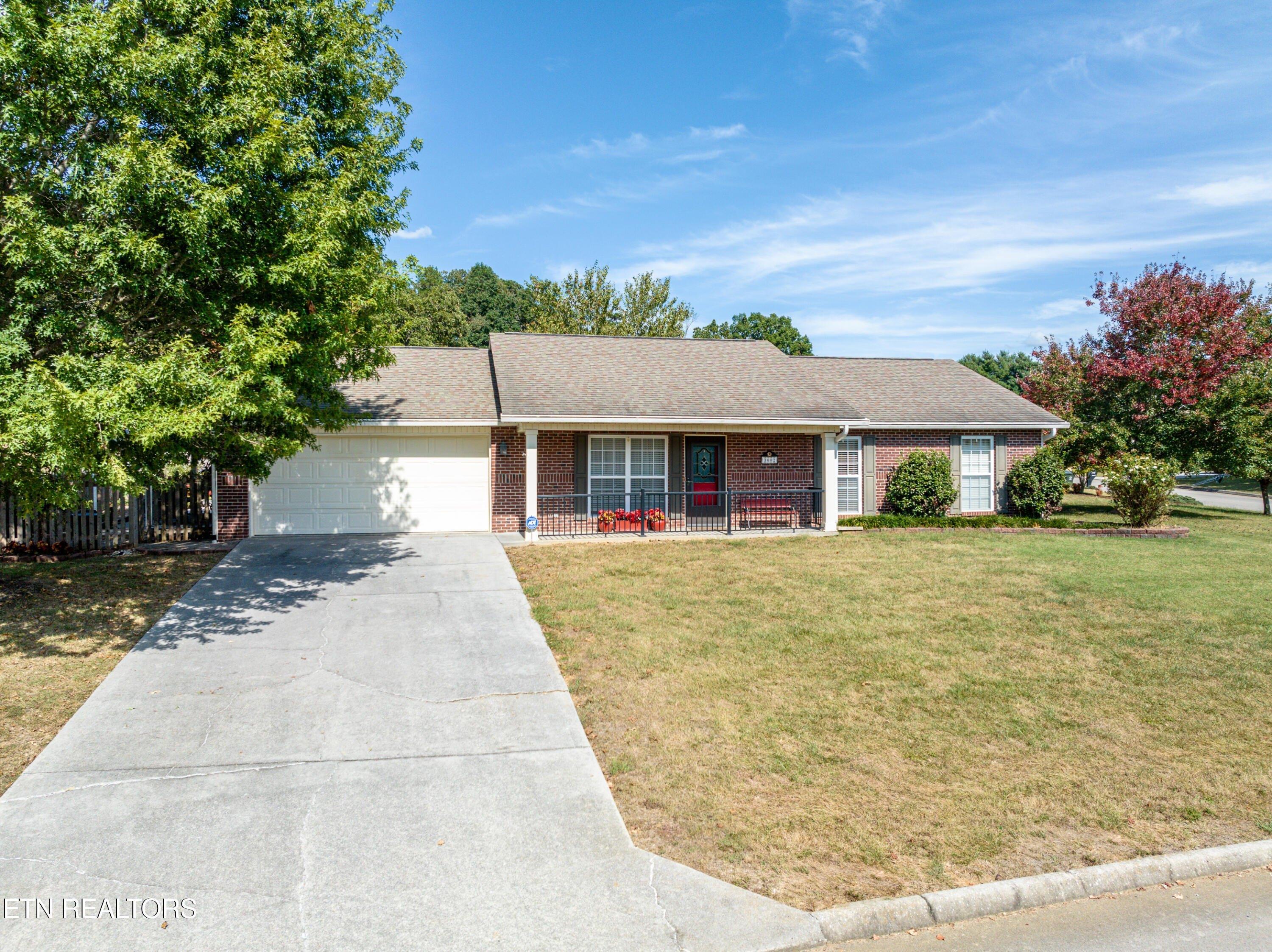 Country Meadows Ln, Maryville, TN 37803