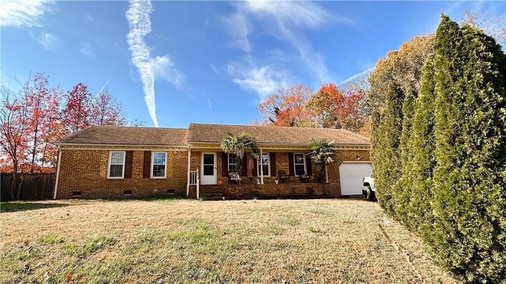 Tiverton Pl, Chesapeake, VA 23320