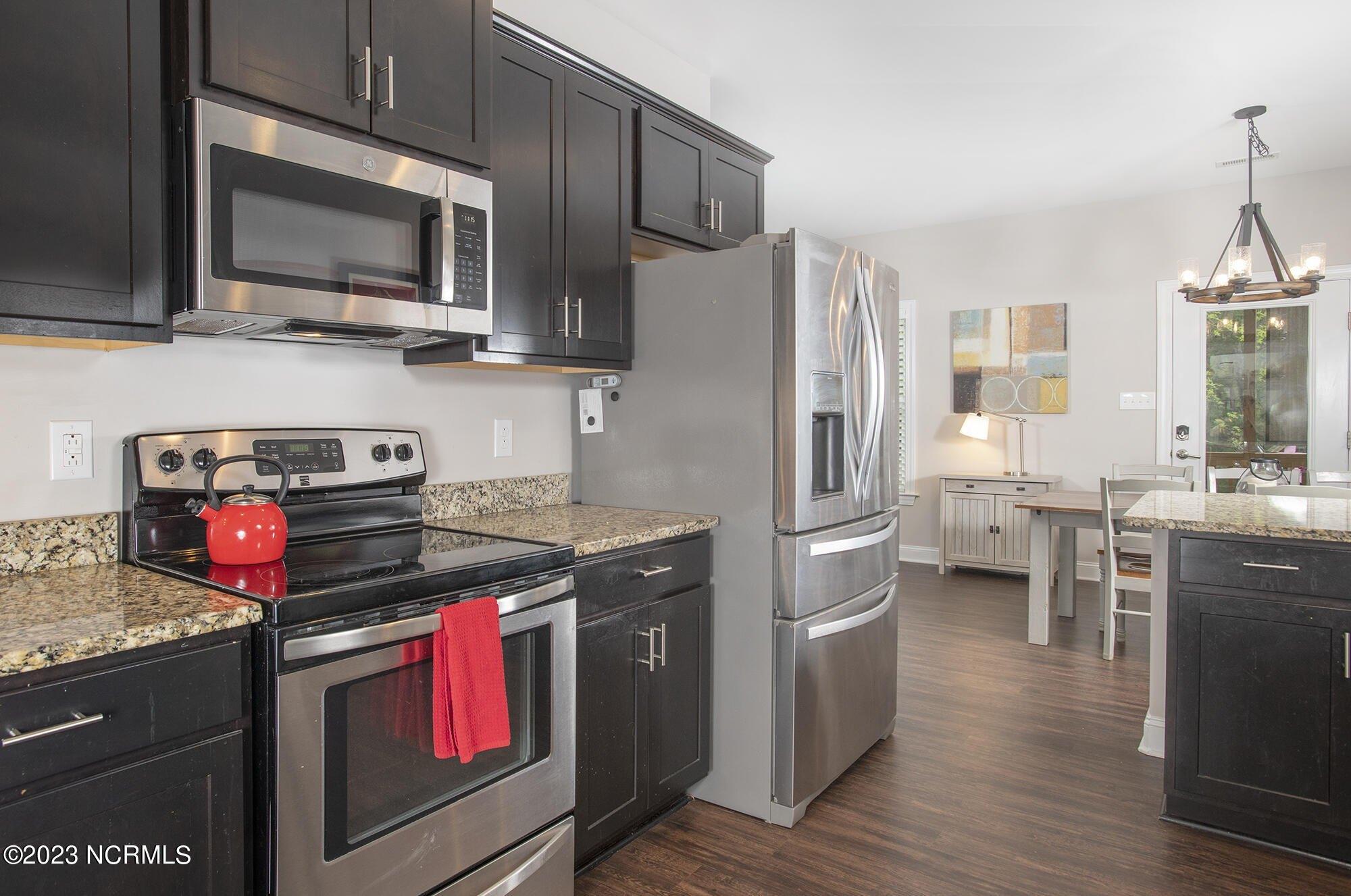 Shipmast Ct, Beaufort, NC 28516