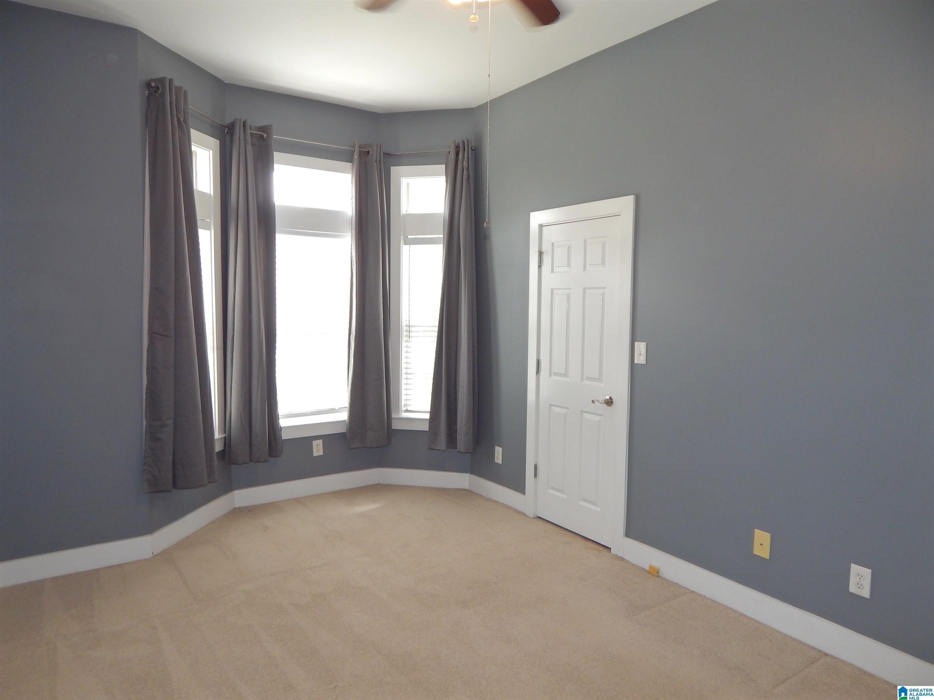 N Clubview Cir, Bessemer, AL 35022