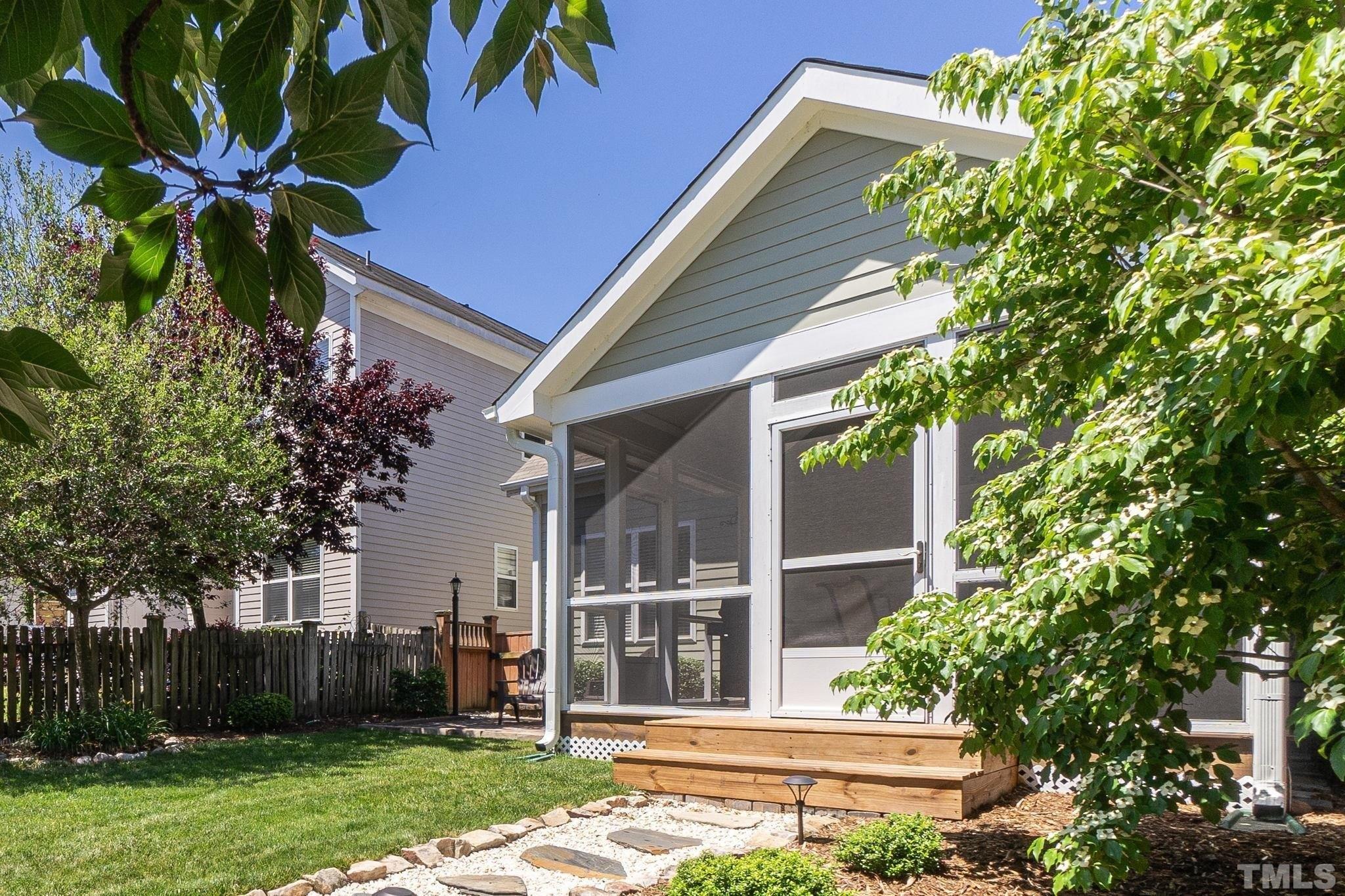 Connally Ln, Raleigh, NC 27614