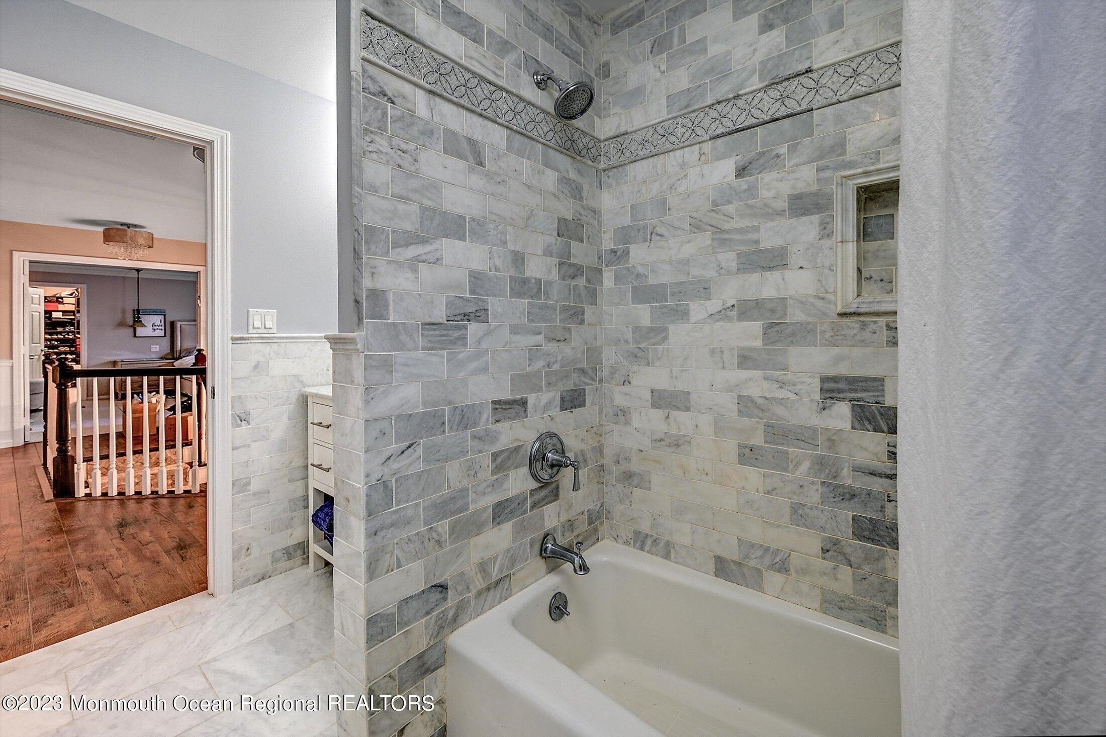 Taylors Mills Rd, Manalapan, NJ 07726