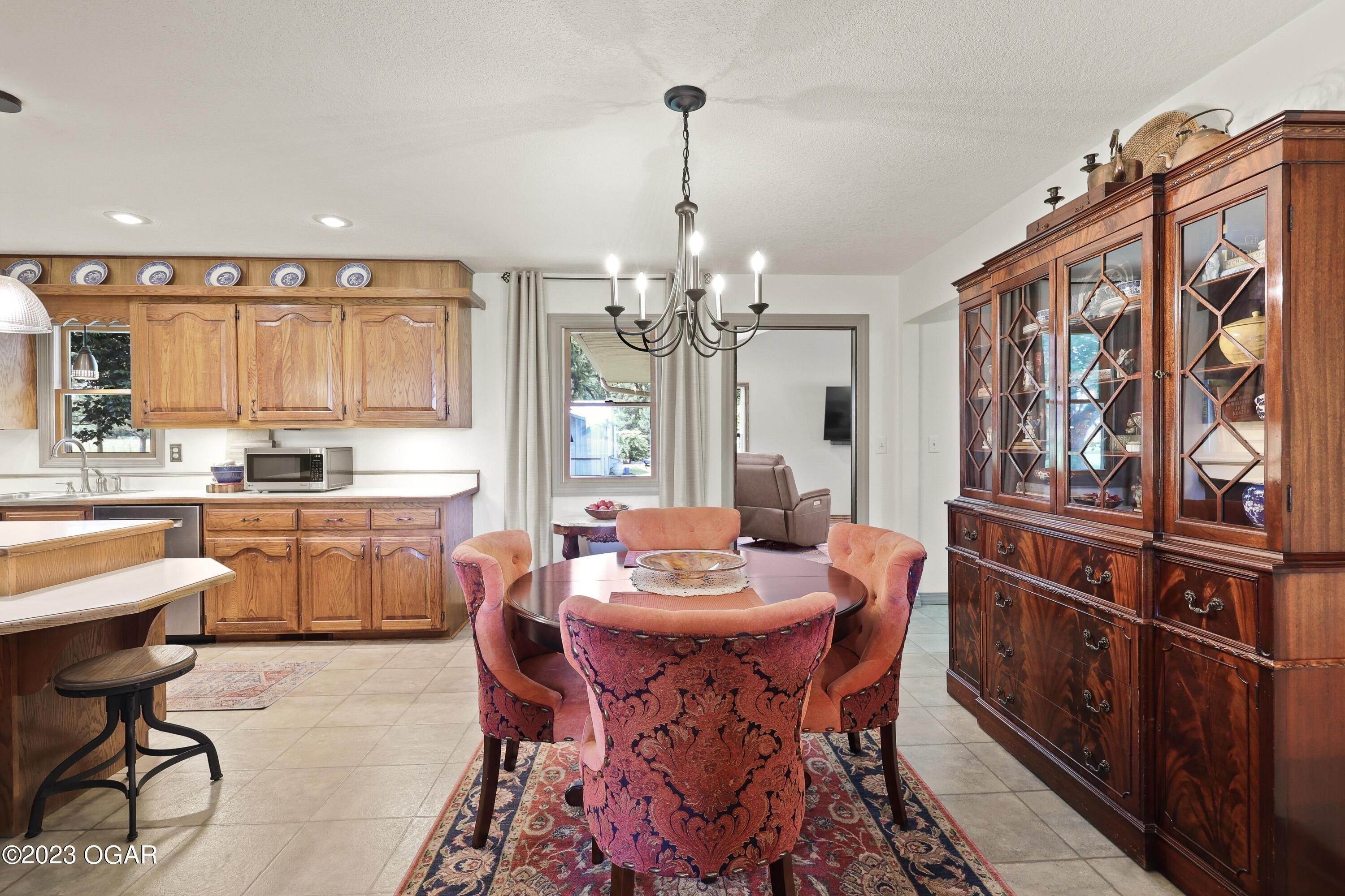 County Lane 96, Carthage, MO 64836
