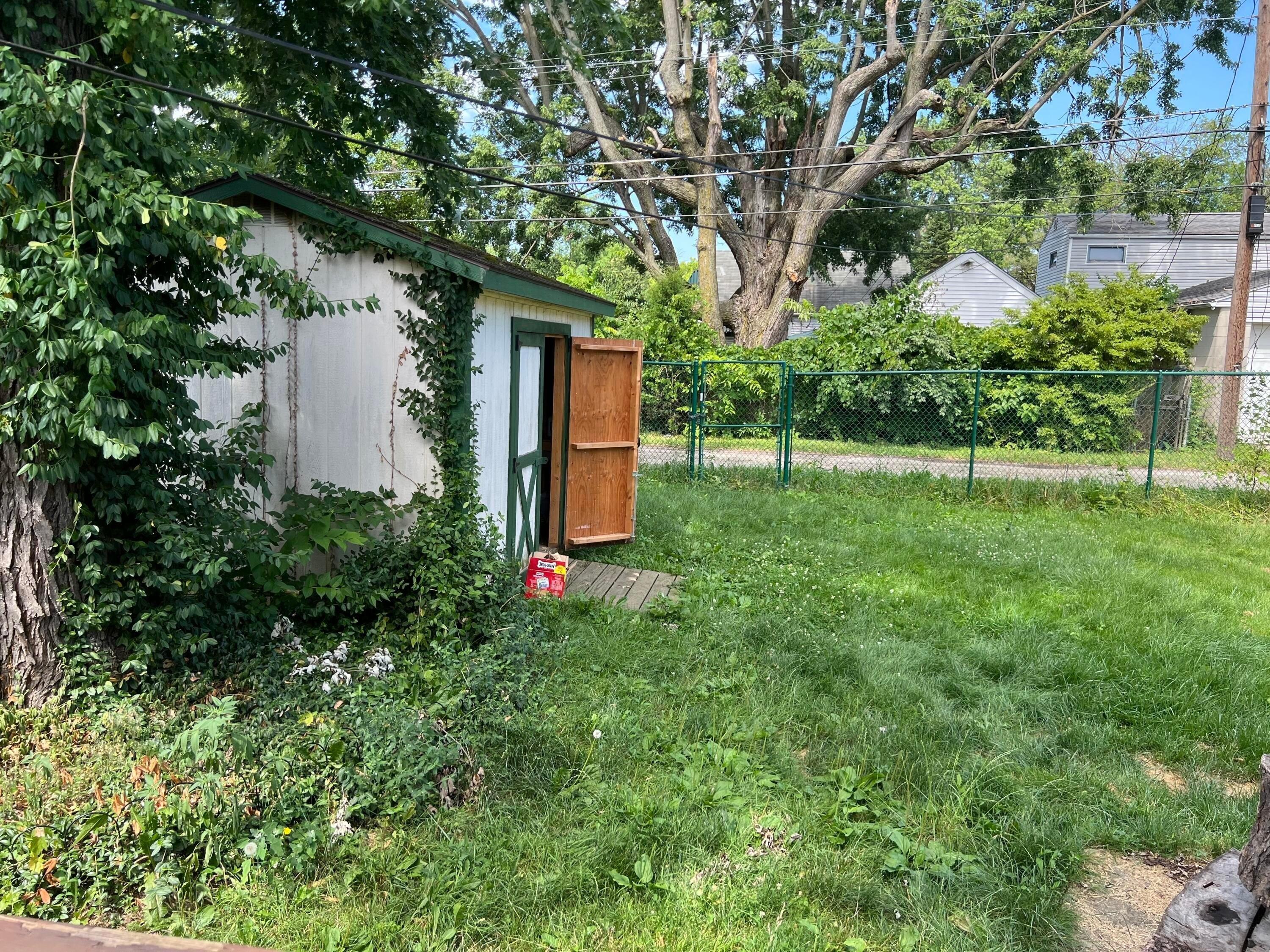 Hiawatha St, Columbus, OH 43224
