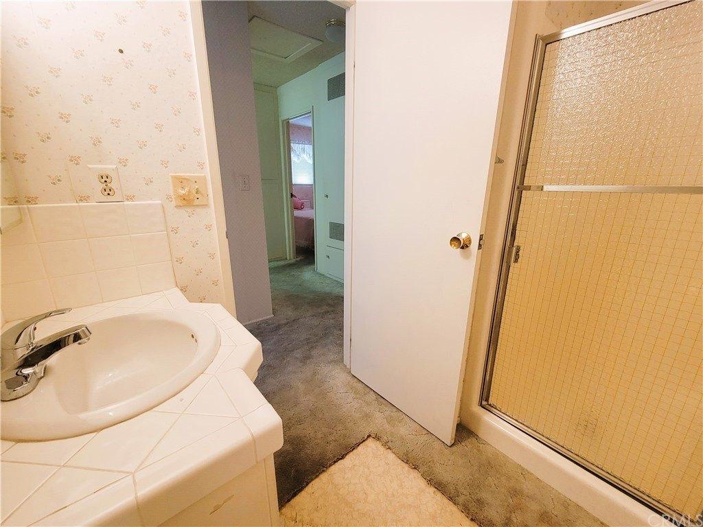Whitney Dr, Hemet, CA 92543