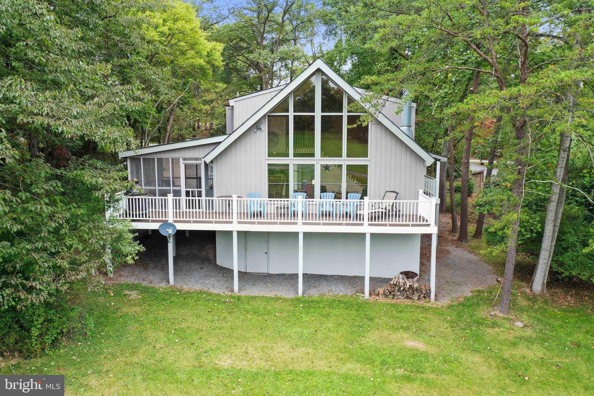 Tecumseh Trl, Hedgesville, WV 25427