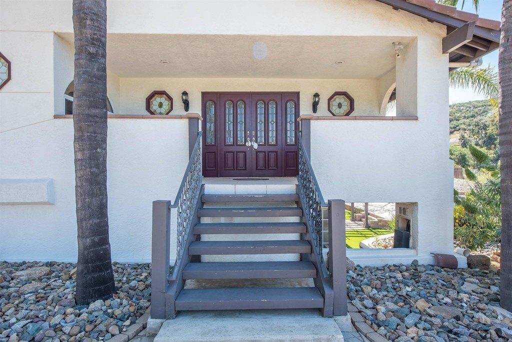 N Centre City Pkwy, Escondido, CA 92026