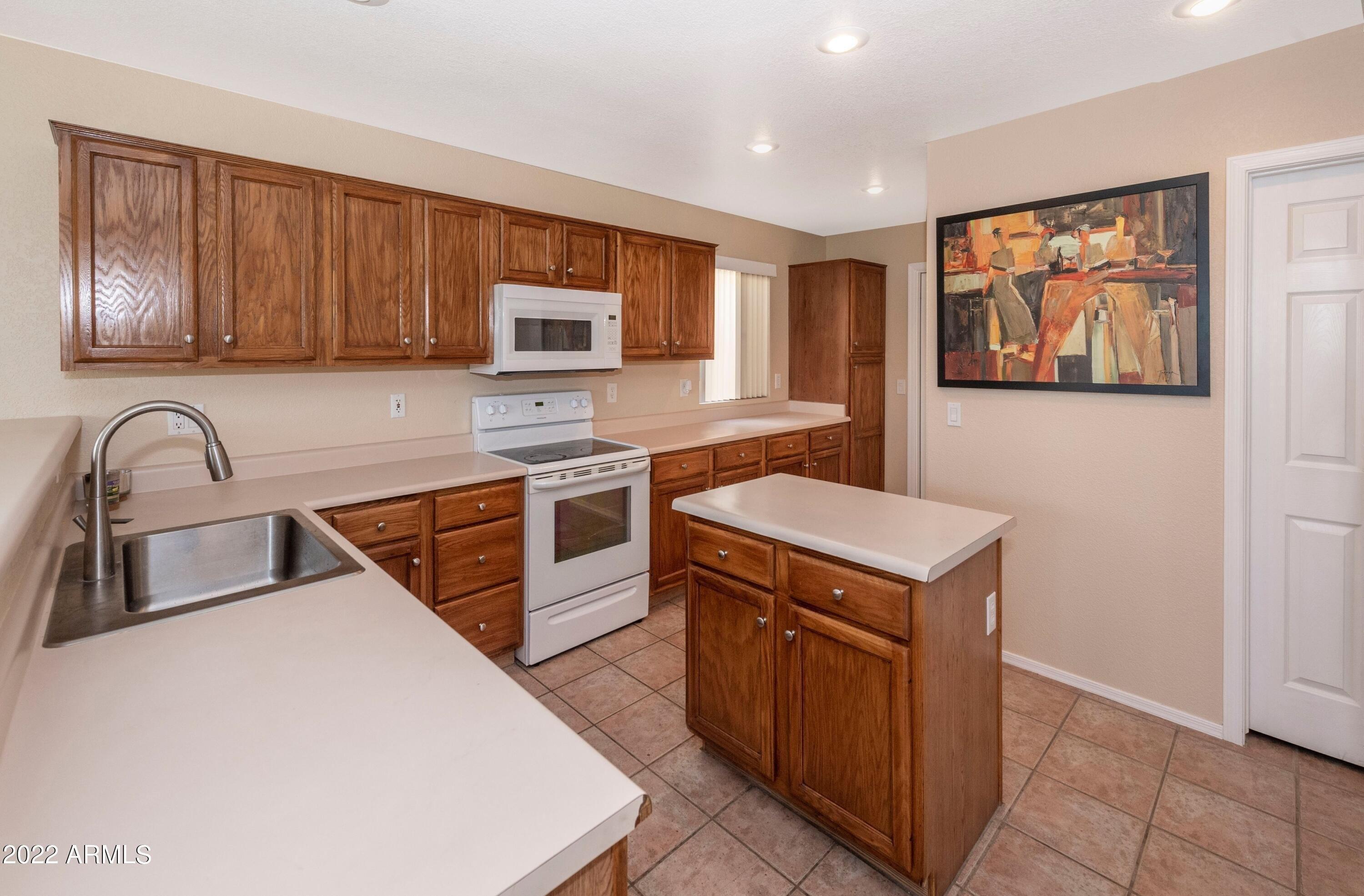 W Calle Monte Vis, Tempe, AZ 85284