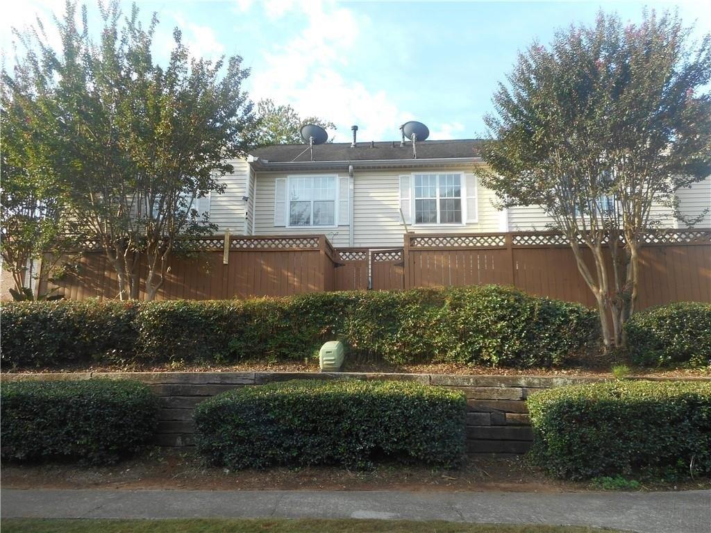 Clover Rise Ln, Norcross, GA 30093