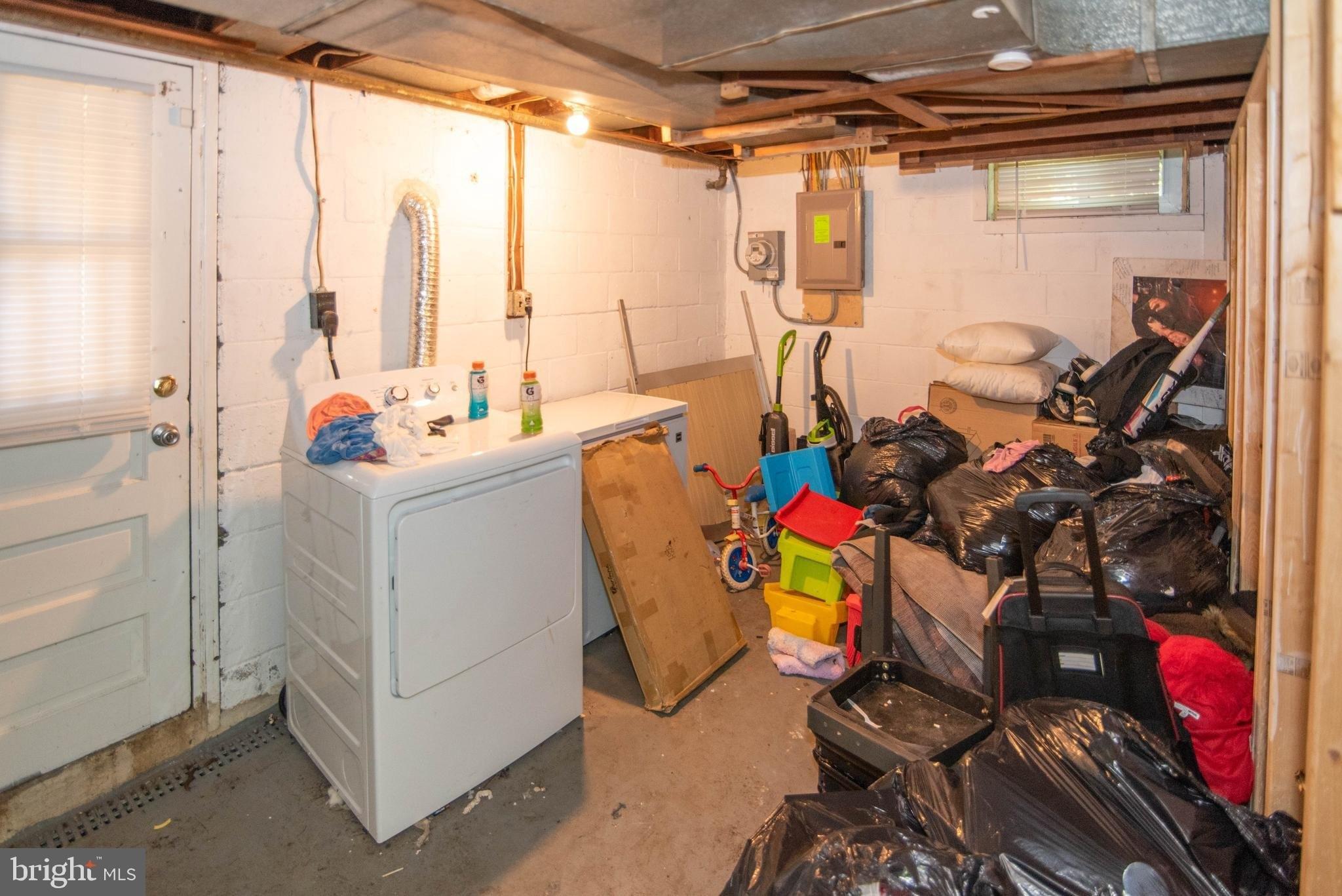 Pioneer Dr, Baltimore, MD 21214