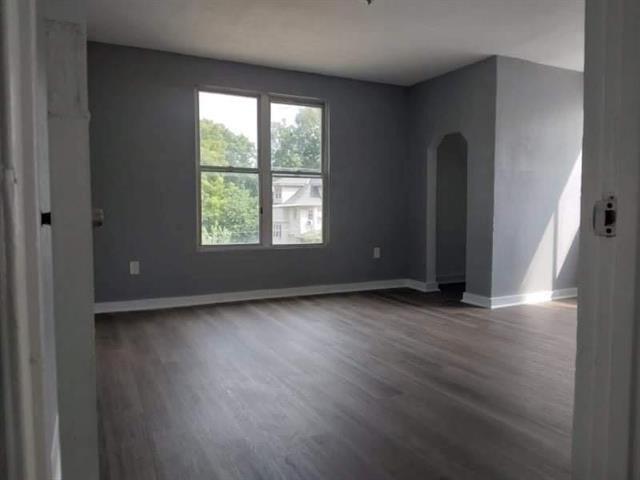 Olive St, Kansas City, MO 64127