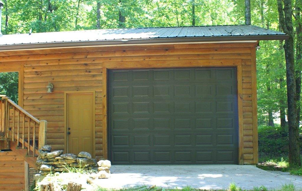 Cedar Creek Farm Rd, Tuckasegee, NC 28783