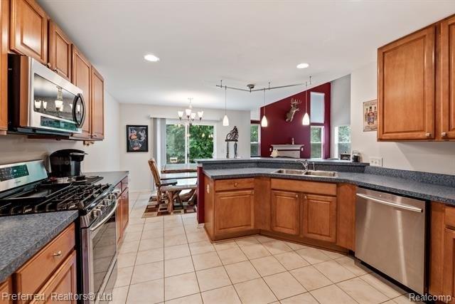 Timberland Dr, Van Buren Township, MI 48111