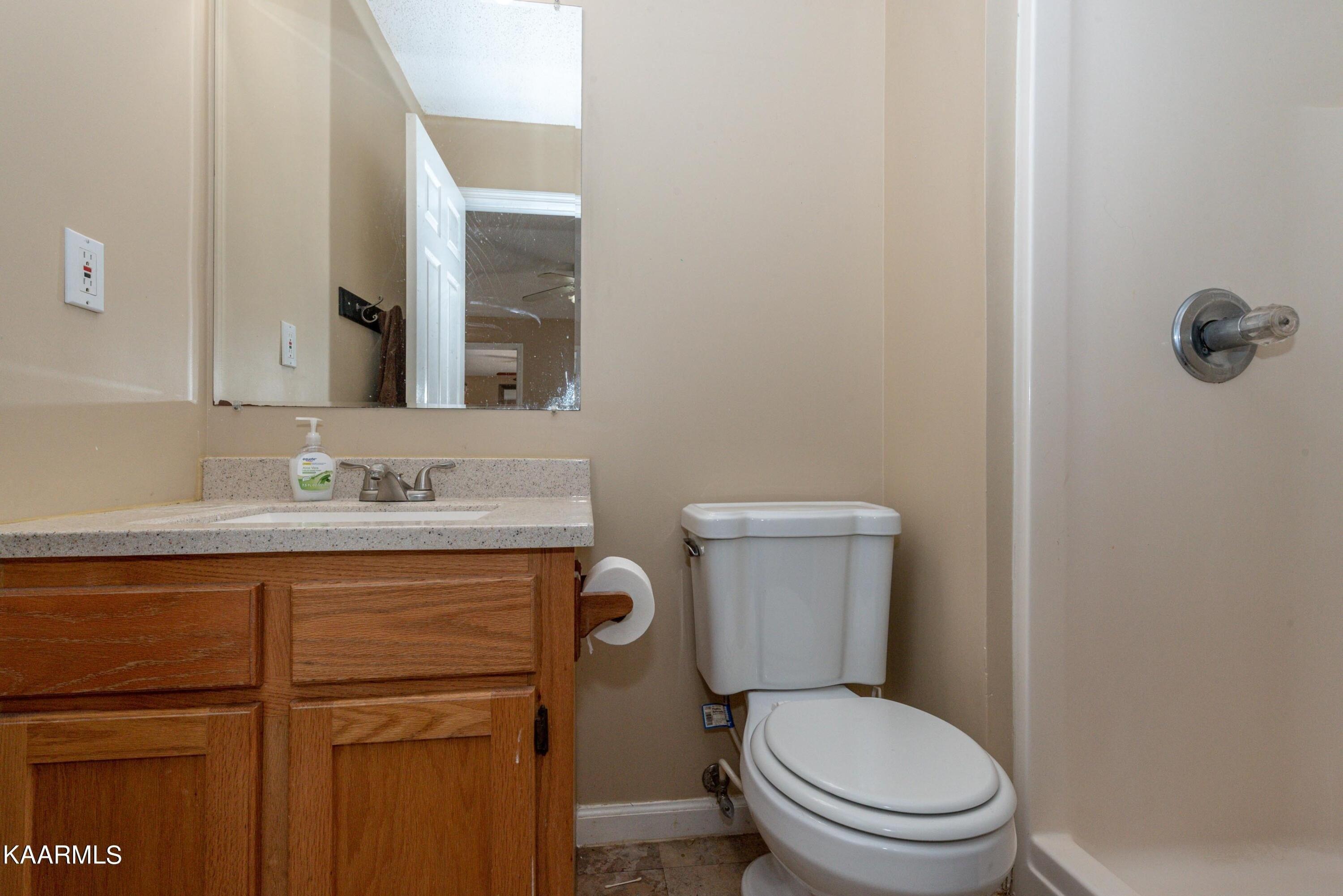 Harrington Ct, Maryville, TN 37803