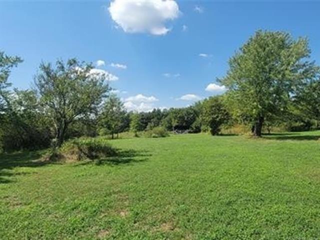 E 723 Rd, Wagoner, OK 74467