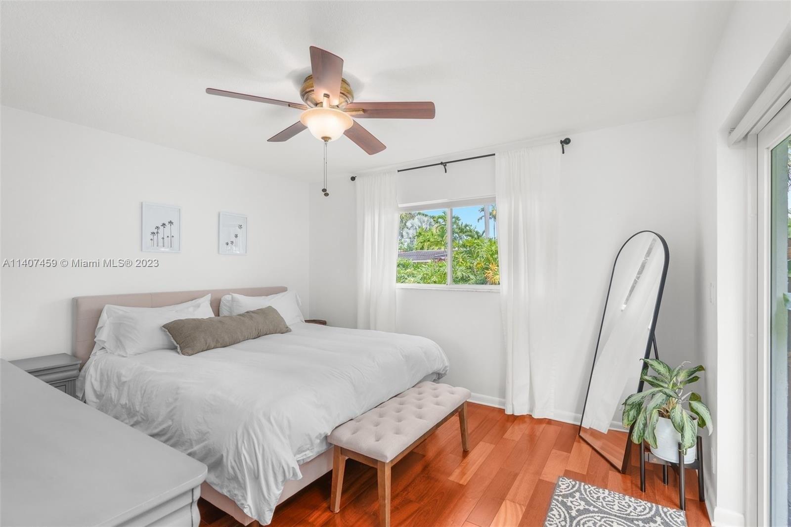 Ne 17th Ave, Wilton Manors, FL 33334