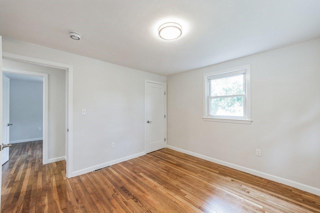 Weathervane Rd, Billerica, MA 01821