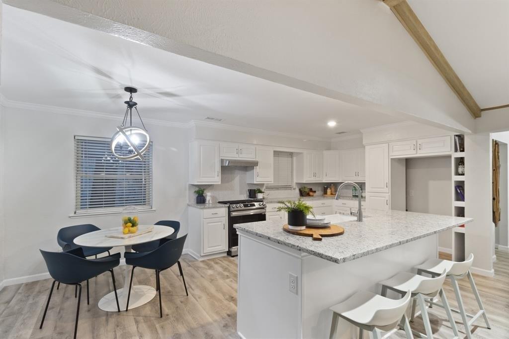 Ridgebriar Dr, Richardson, TX 75080