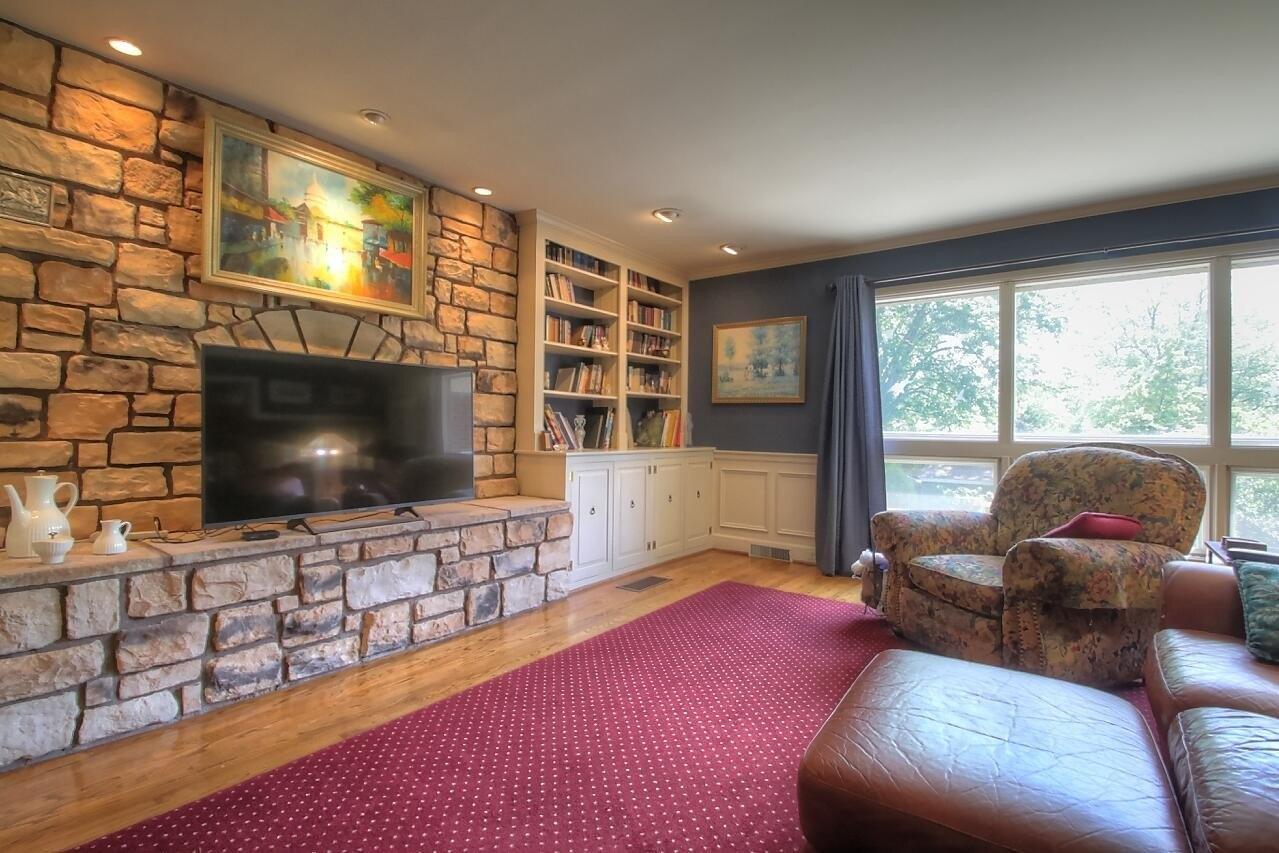 Edgemoor Dr, Lexington, KY 40503