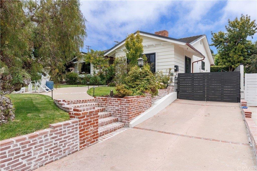 Palos Verdes Dr W, Palos Verdes Estates, CA 90274