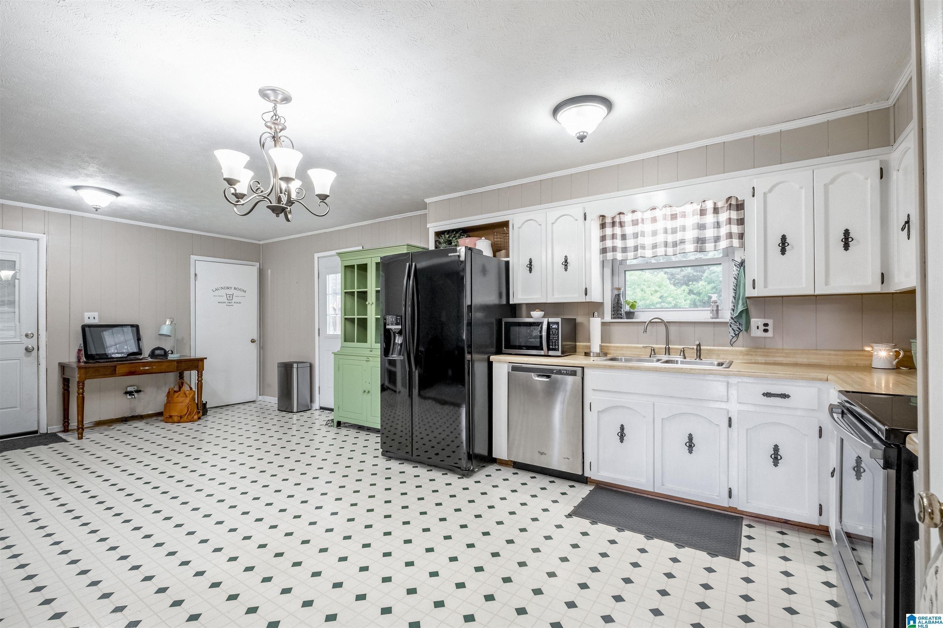 Elmar Dr, Alexandria, AL 36250