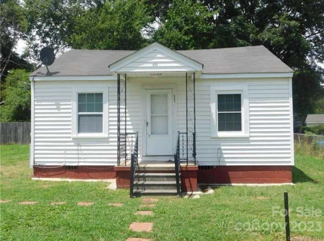 Myrtle St, Gastonia, NC 28052