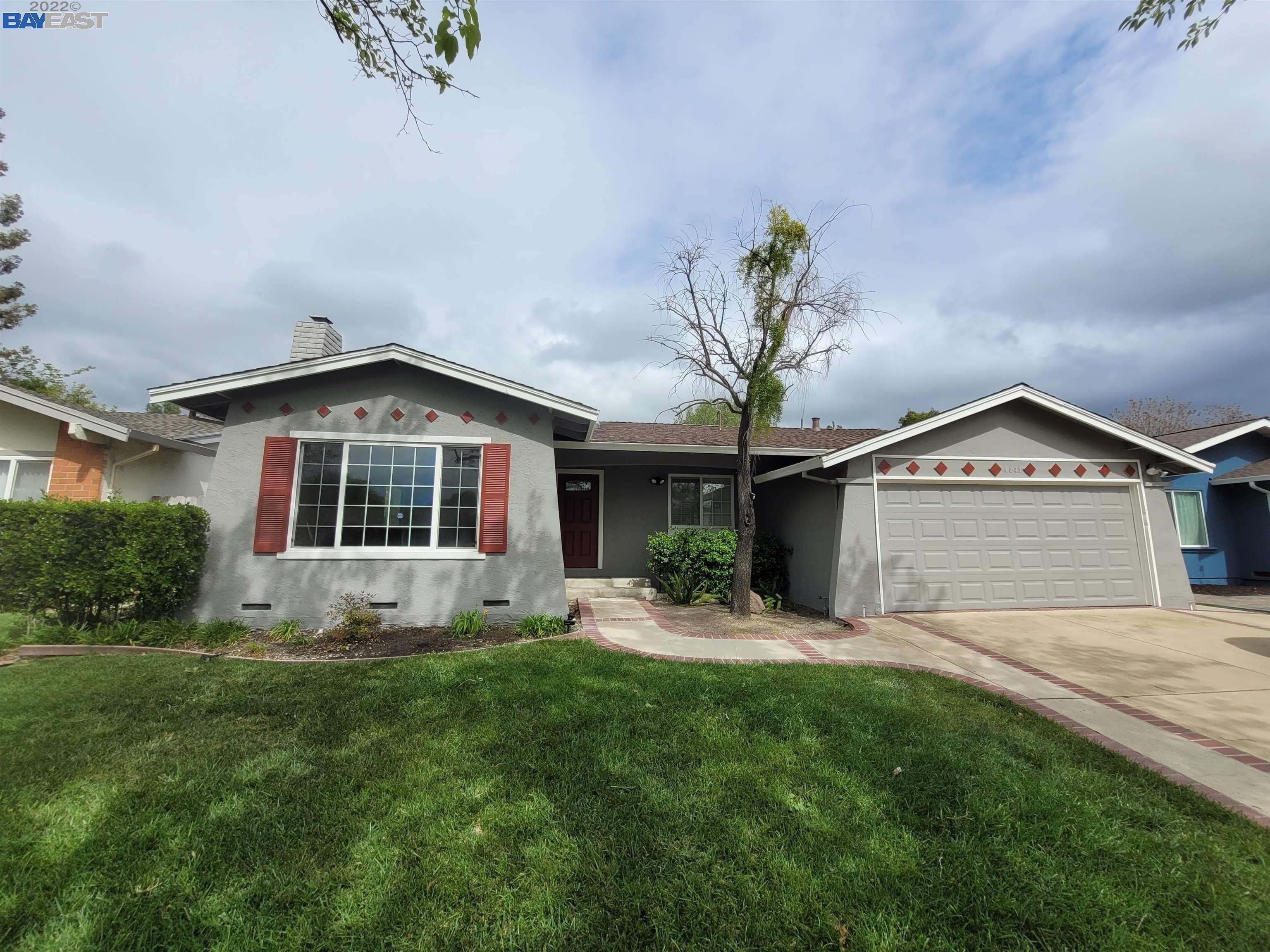 Denker Dr, Pleasanton, CA 94588