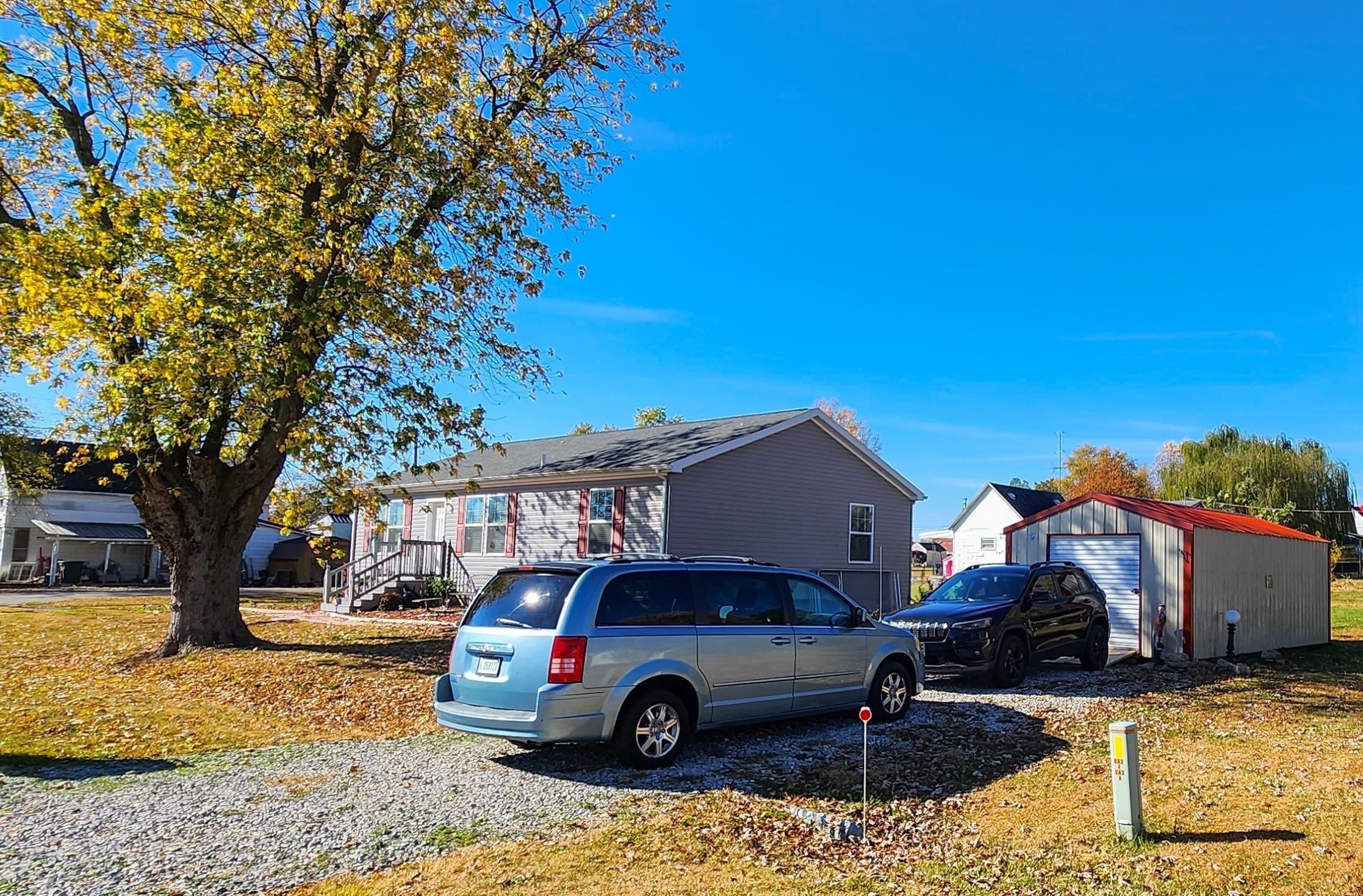 N Jefferson St, Lyons, IN 47443