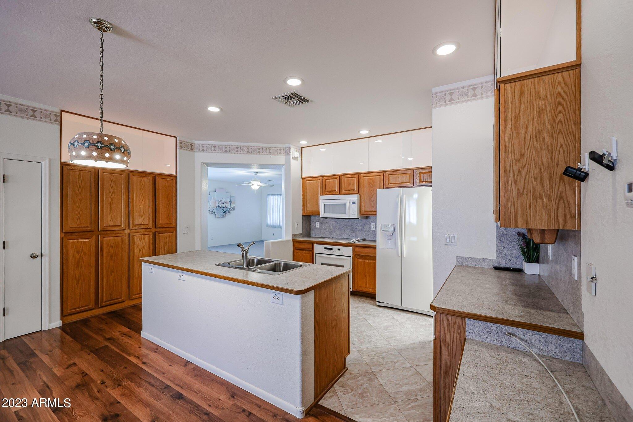 W Cottonwood St, Surprise, AZ 85374
