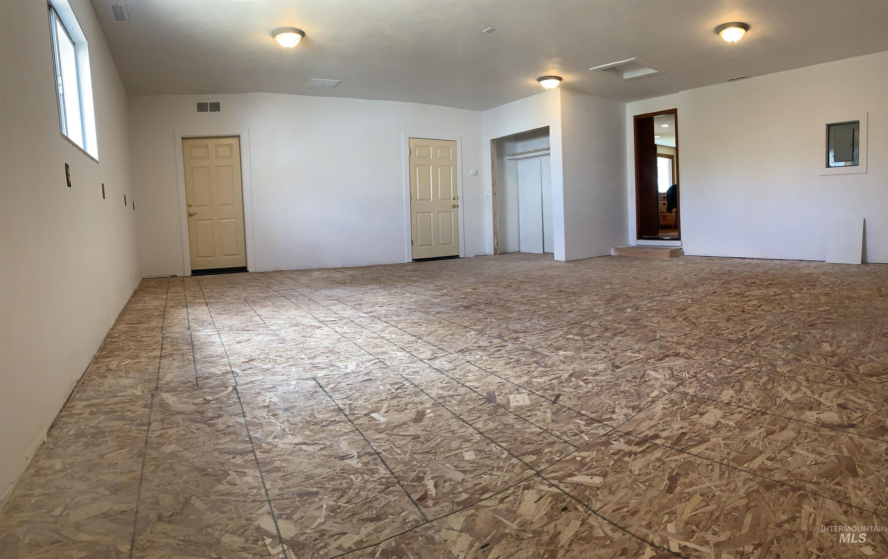 W Columbia Rd, Boise, ID 83709